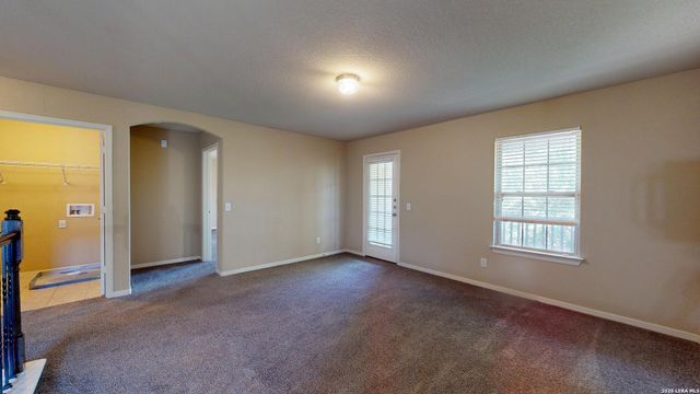 6814 Puente Fields, Converse, TX 78109