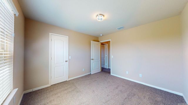 6814 Puente Fields, Converse, TX 78109