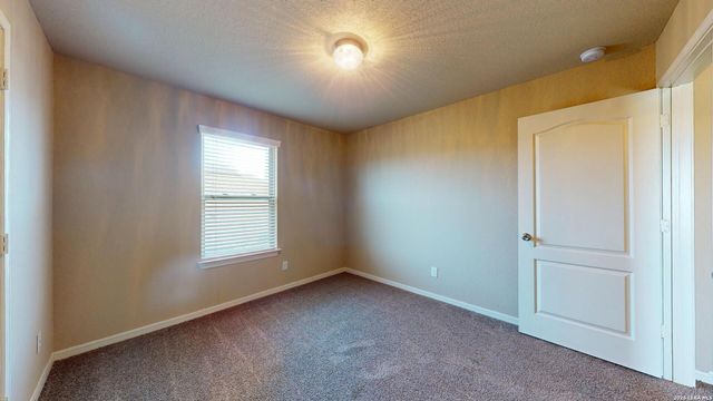 6814 Puente Fields, Converse, TX 78109