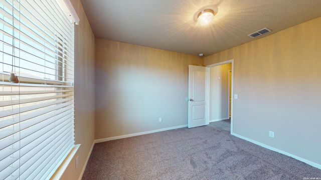 6814 Puente Fields, Converse, TX 78109