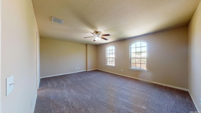 6814 Puente Fields, Converse, TX 78109