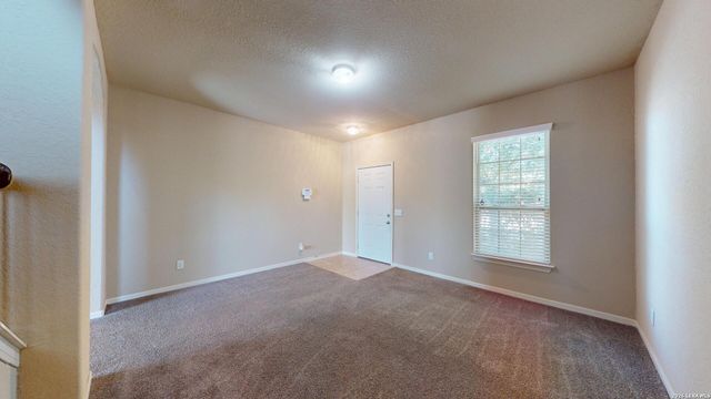 6814 Puente Fields, Converse, TX 78109