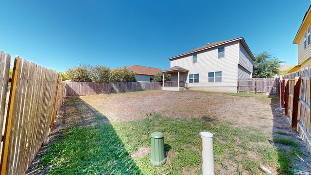 6814 Puente Fields, Converse, TX 78109