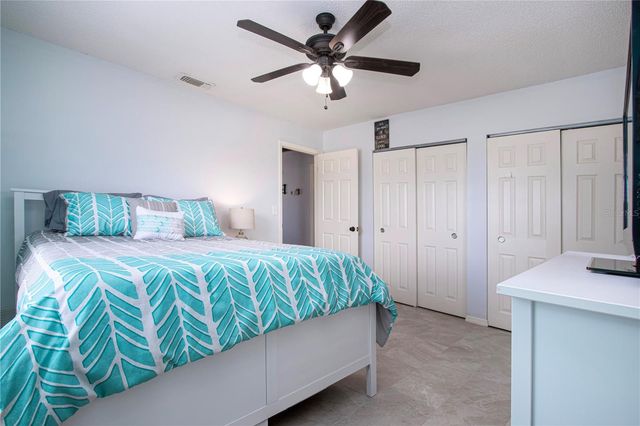 203 AMESBURY CIRCLE, Sun City Center, FL 33573