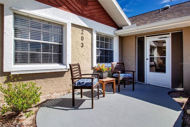 203 AMESBURY CIRCLE, Sun City Center, FL 33573