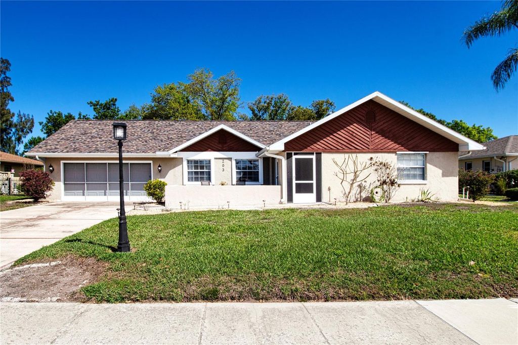 203 AMESBURY CIRCLE, Sun City Center, FL 33573