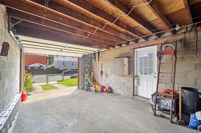 6045 69th Street, Maspeth, NY 11378