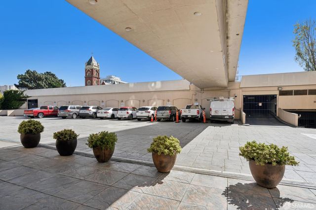 1200 Gough Street 19E, San Francisco, CA 94109