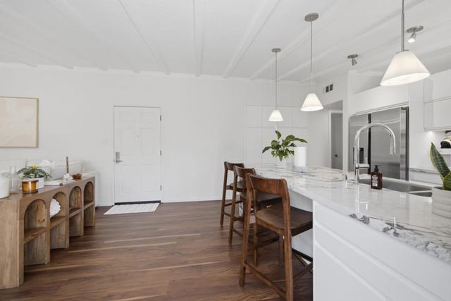 857 Tamarack Lane, Sunnyvale, CA 94086