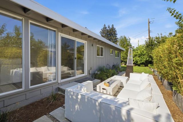 857 Tamarack Lane, Sunnyvale, CA 94086