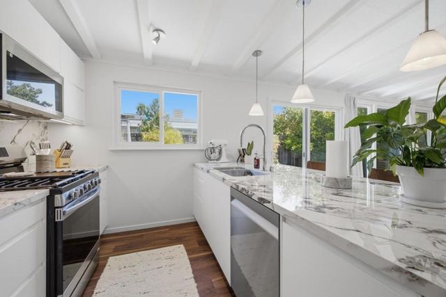 857 Tamarack Lane, Sunnyvale, CA 94086