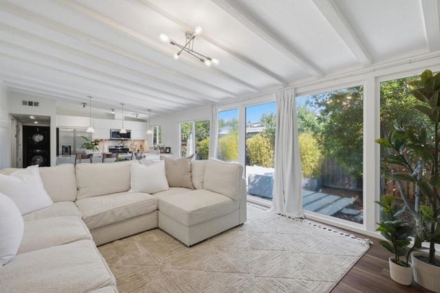 857 Tamarack Lane, Sunnyvale, CA 94086