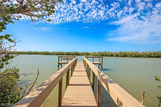 5425 Shearwater DR, Sanibel, FL 33957