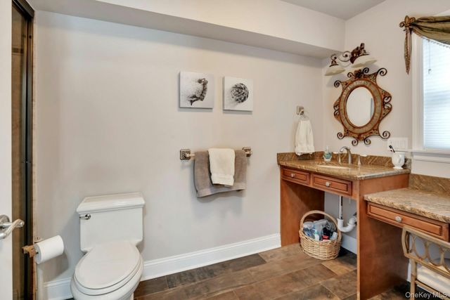 433 Hillside Avenue, West Sayville, NY 11769