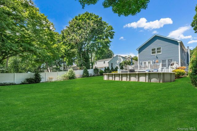 433 Hillside Avenue, West Sayville, NY 11769