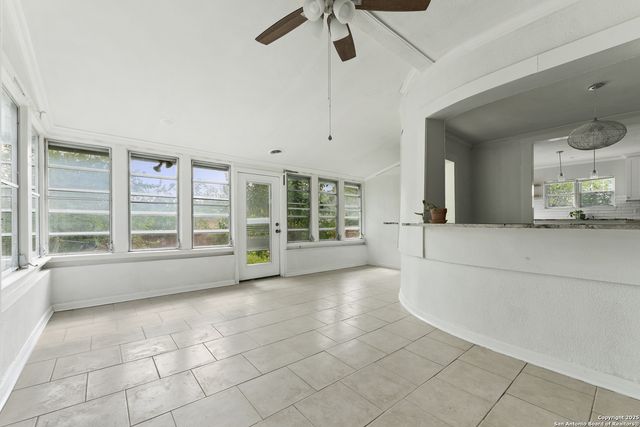 1100 GARRATY RD, Terrell Hills, TX 78209
