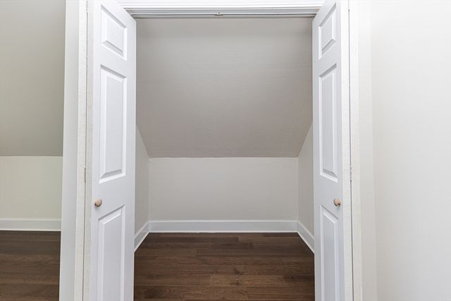 40 Devon St 3, Boston, MA 02121