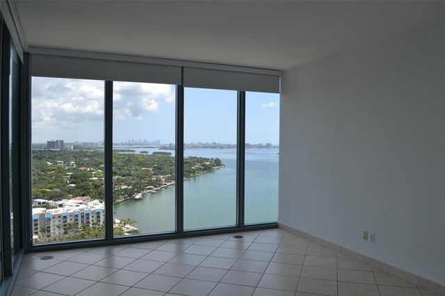 601 NE 36th Street 2806, Miami, FL 33137