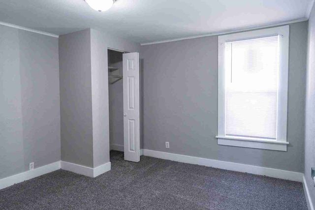 1432 W 6TH Street, Davenport, IA 52802