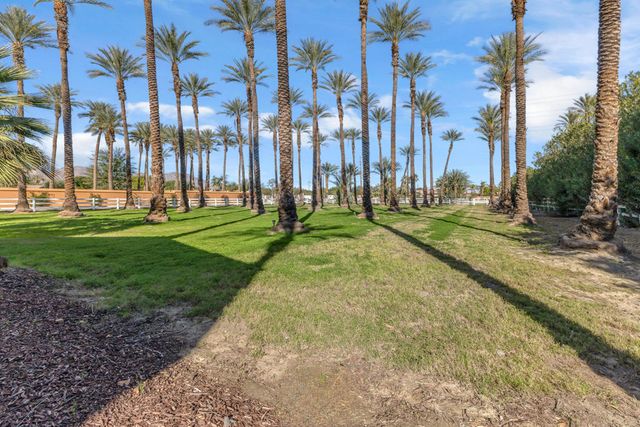 58200 Almonte Drive, La Quinta, CA 92253