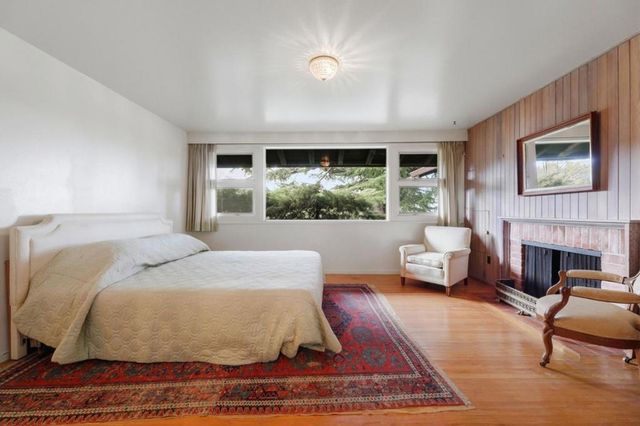 24733 Loma Prieta Avenue, Los Gatos, CA 95033