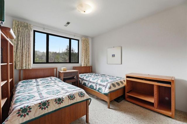 24733 Loma Prieta Avenue, Los Gatos, CA 95033