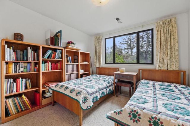 24733 Loma Prieta Avenue, Los Gatos, CA 95033