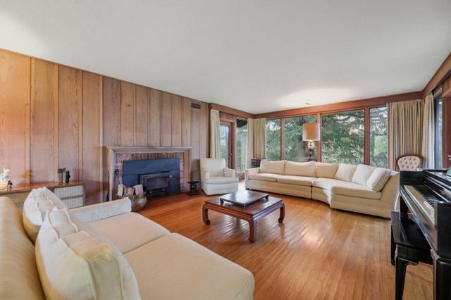 24733 Loma Prieta Avenue, Los Gatos, CA 95033