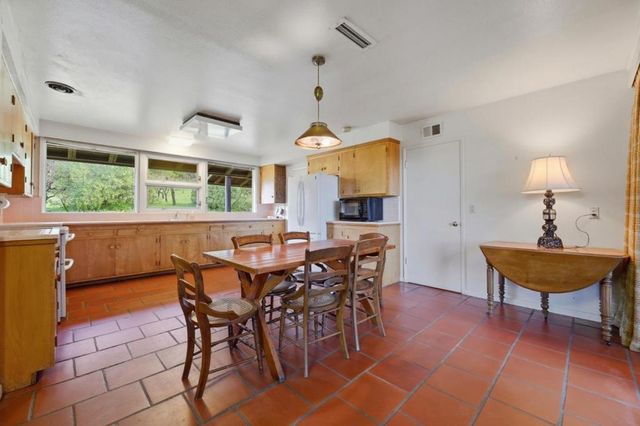 24733 Loma Prieta Avenue, Los Gatos, CA 95033