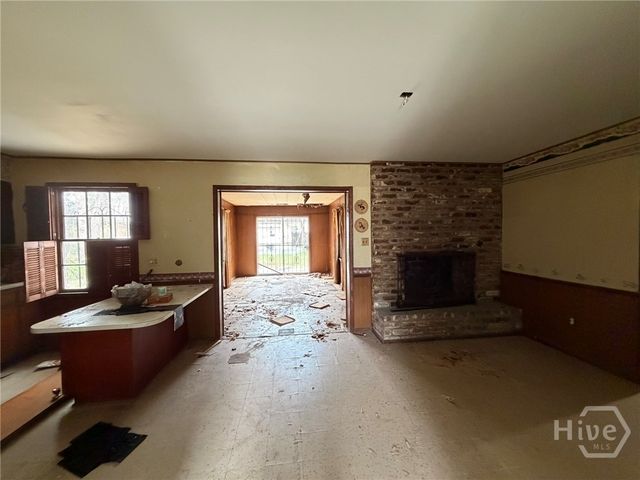 24 W 49th Street, Savannah, GA 31405