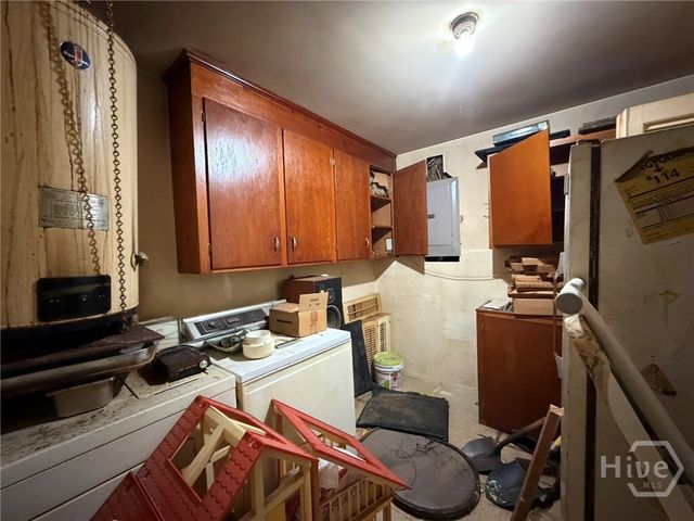 24 W 49th Street, Savannah, GA 31405