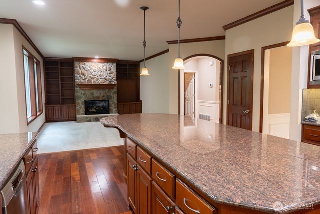 19626 NE 42nd Way, Sammamish, WA 98074