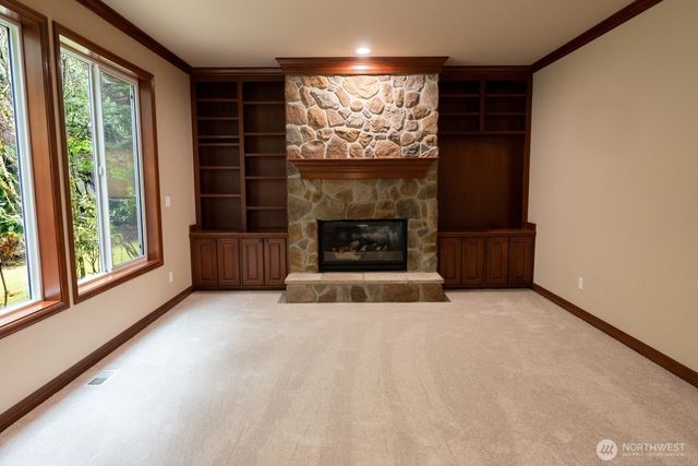 19626 NE 42nd Way, Sammamish, WA 98074