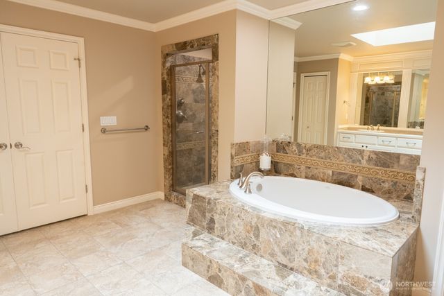 19626 NE 42nd Way, Sammamish, WA 98074