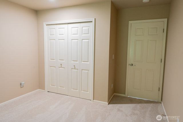 19626 NE 42nd Way, Sammamish, WA 98074