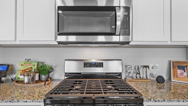 434 LUBBOCK Drive, Azle, TX 76020
