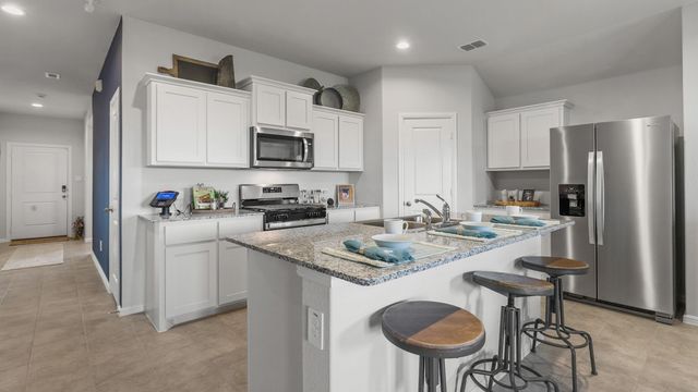 434 LUBBOCK Drive, Azle, TX 76020