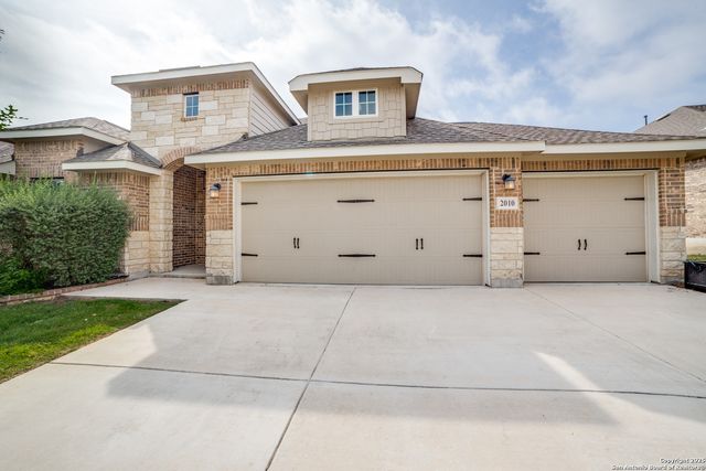 2010 Bailey Forest, San Antonio, TX 78253