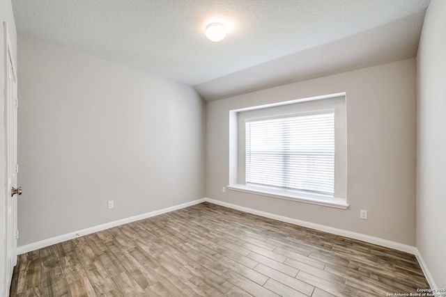 2010 Bailey Forest, San Antonio, TX 78253