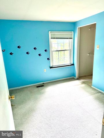 11974 COTTON MILL DR, Woodbridge, VA 22192