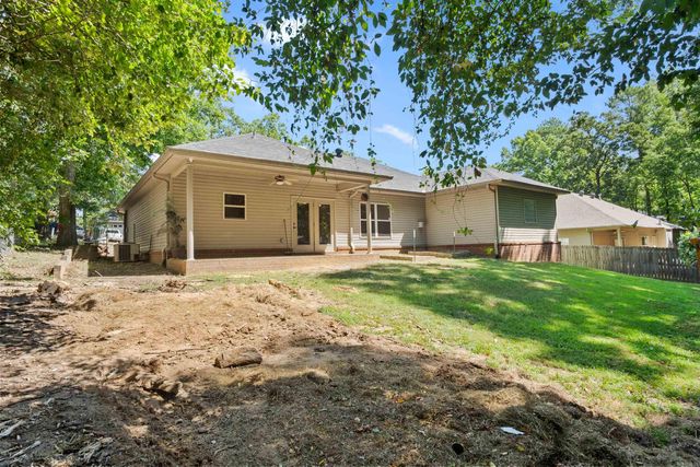 3013 Greenbrier Drive, Benton, AR 72015
