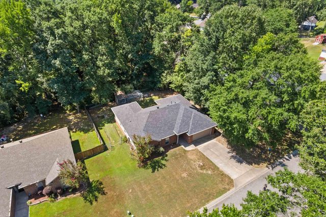 3013 Greenbrier Drive, Benton, AR 72015