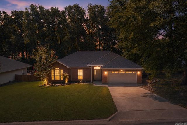 3013 Greenbrier Drive, Benton, AR 72015