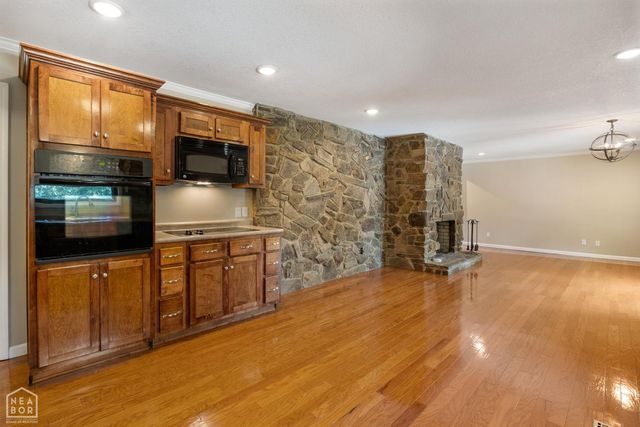 2201 Paula Drive, Jonesboro, AR 72401