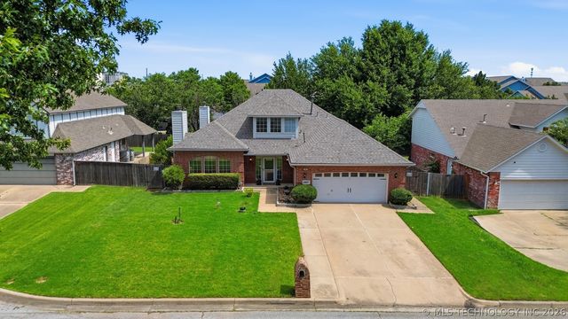 10907 E 74th Street, Tulsa, OK 74133