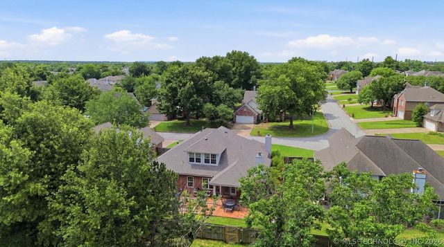 10907 E 74th Street, Tulsa, OK 74133