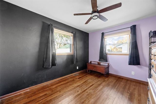 2500 1st Avenue, Marion, IA 52302