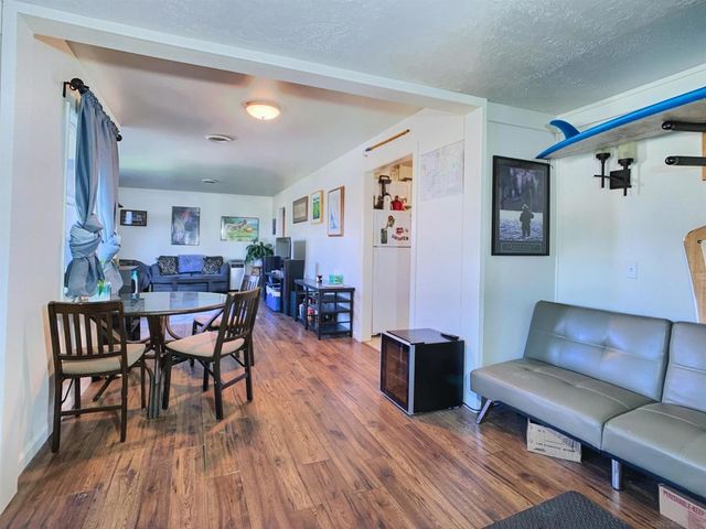 3861 Hiawatha Way, San Diego, CA 92117