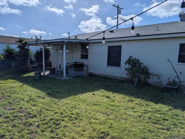 3861 Hiawatha Way, San Diego, CA 92117