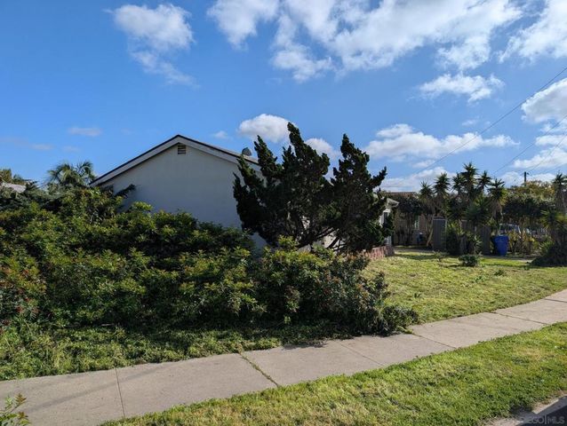 3861 Hiawatha Way, San Diego, CA 92117